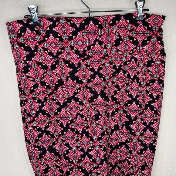L LuLaRoe Black & Orange Pink Geometric Print Pencil Skirt Stretch Large - Picture 7 of 7